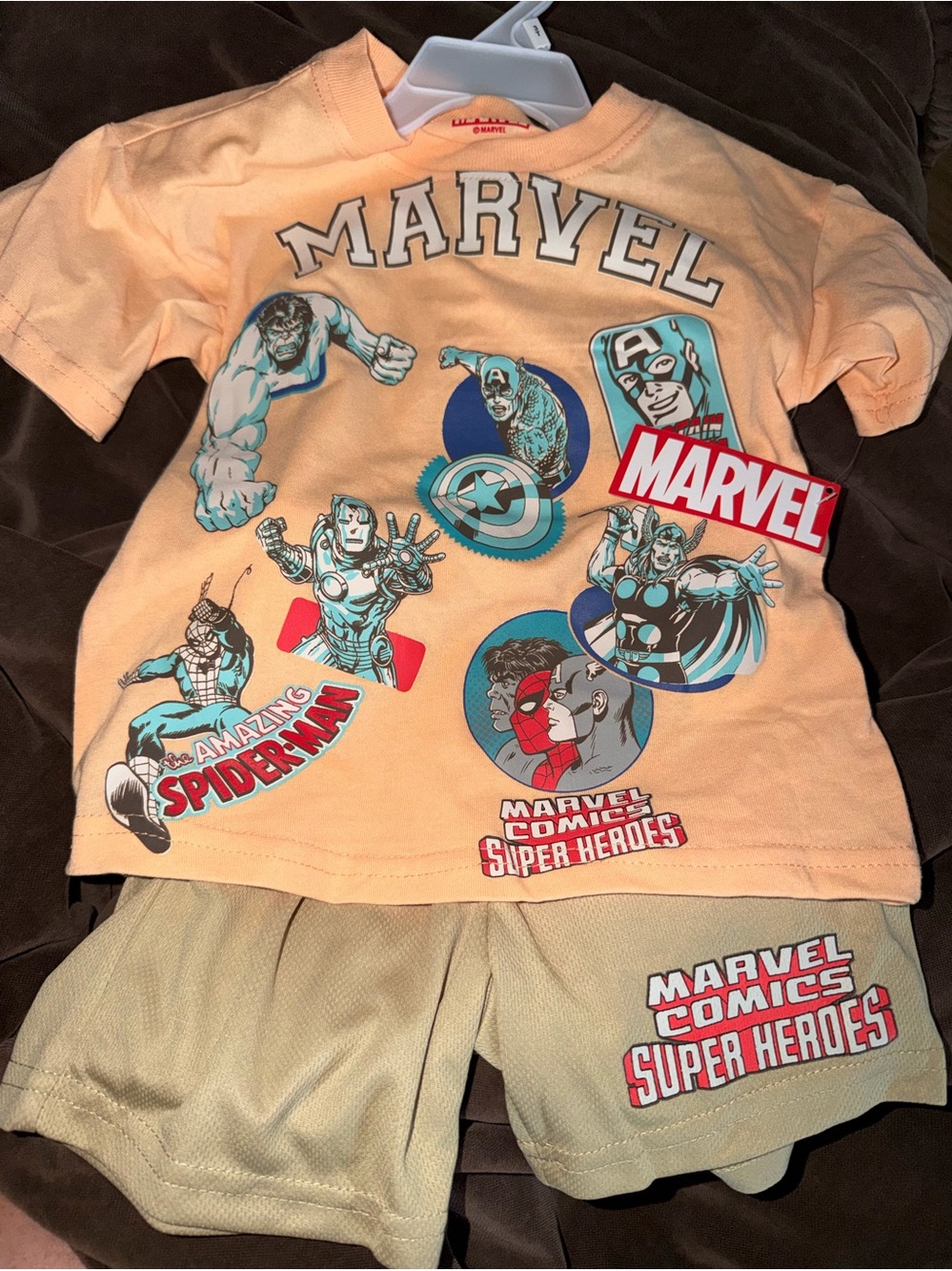 Marvel Kids Peach Graphic Tee & Shorts Set - Super Heroes
3T NWT